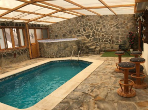 Casa rural Cristina- Piscina climatizada